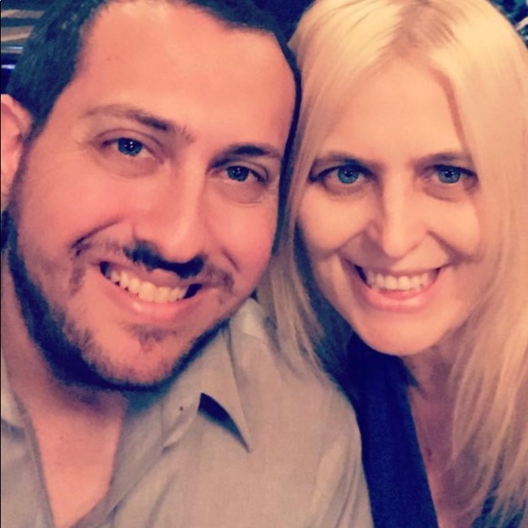 Meet your Posher, Cyndi - Picture 2 of 4